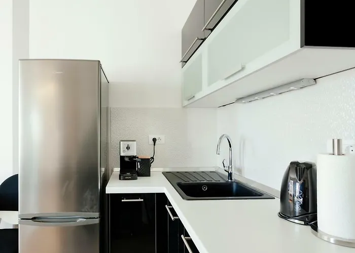 New Luxury Apartment Nives On Seaside