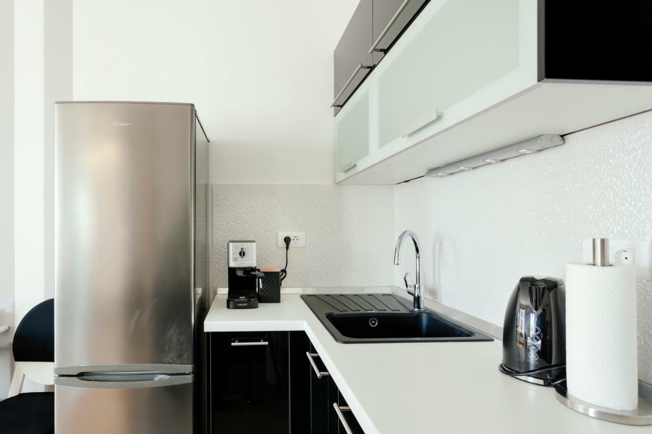 New Luxury Nives On Seaside Split