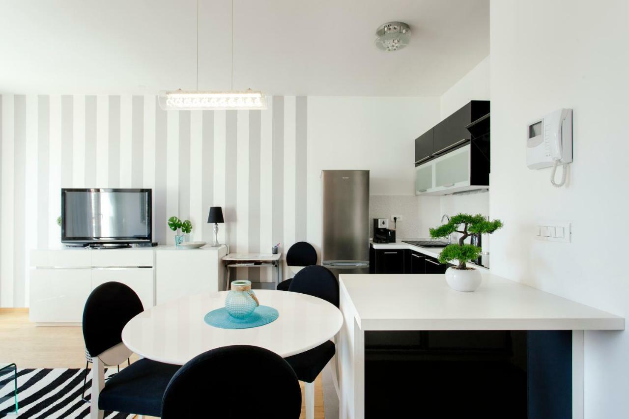 Apartman New Luxury Nives On Seaside *