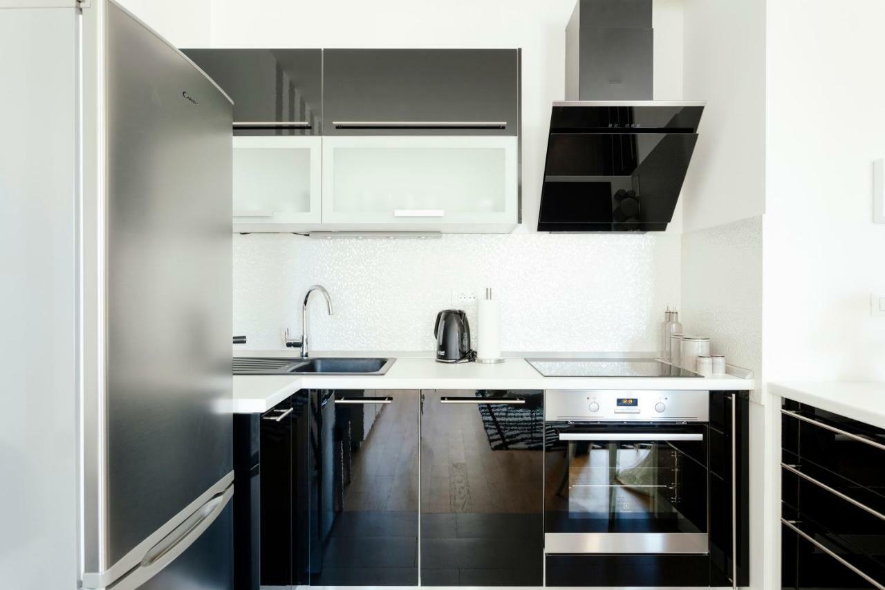 Apartman New Luxury Nives On Seaside Split
