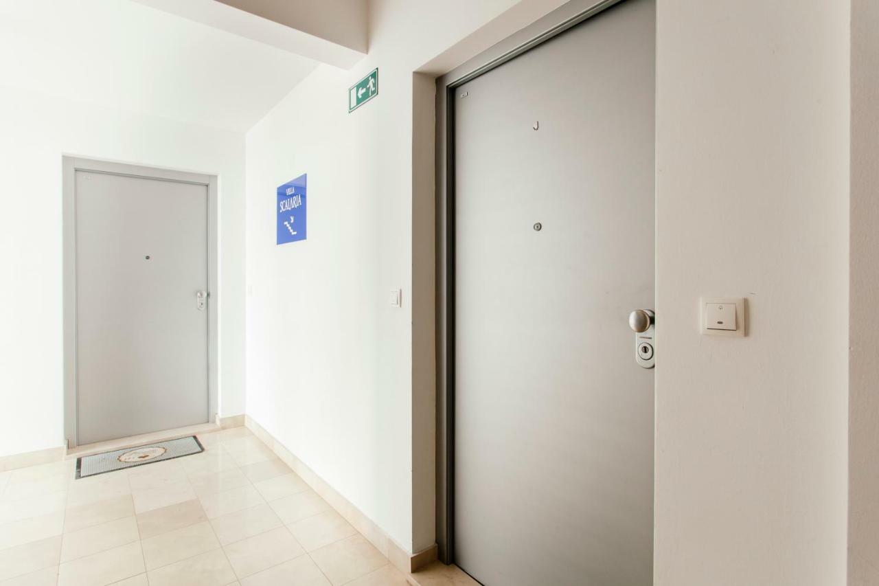 Apartman New Luxury Nives On Seaside