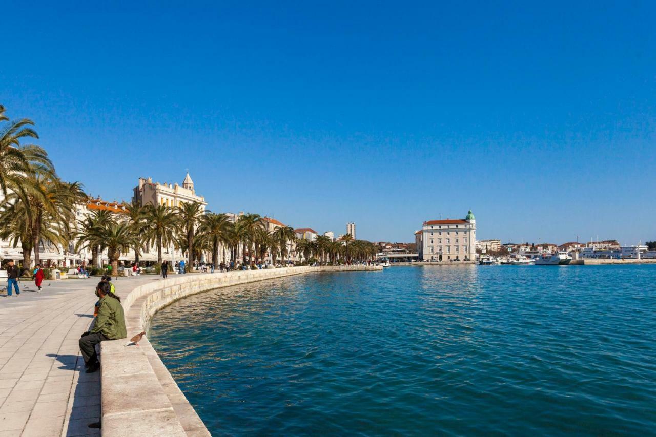 New Luxury Nives On Seaside Split